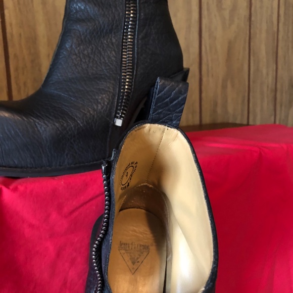 John Fluevog Stand Up Dietrich Black Leather Platform Zippered Ankle Boots sz9 - Picture 7 of 9